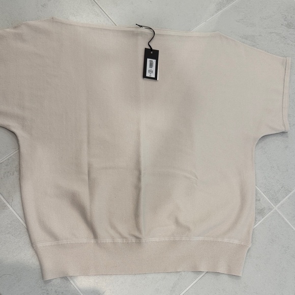 Aritzia Babaton Inspiration Short Sleeve Matte Pearl Knit Top - Size Small - Picture 6 of 6